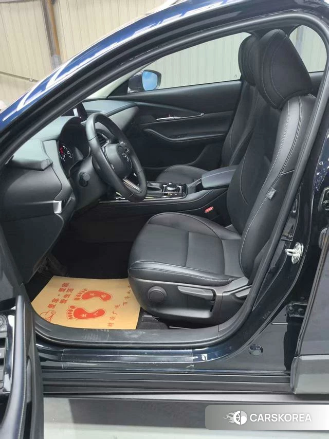 Mazda CX-30 2022 Синий из Китая, фото 4