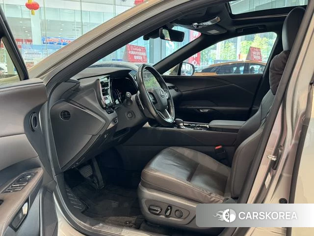 Lexus RX 2023 Серебристо-серый из Китая, фото 4