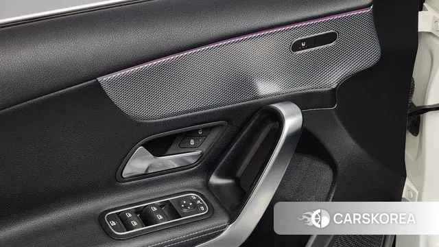 Mercedes-Benz A-Class W177 2022 Белый из Кореи, фото 4