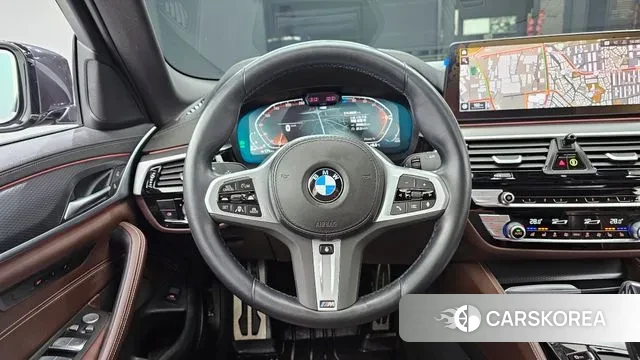 BMW 5 Series (G30) 2023 Серый из Кореи, фото 4