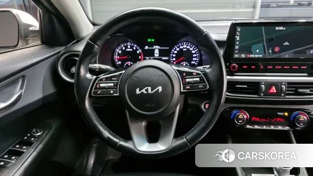 Kia The New K3 2nd generation 2021 Белый из Кореи, фото 4