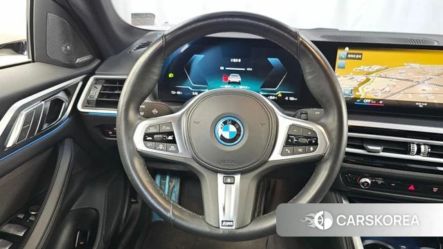 BMW i4 2023 Белый из Кореи, фото 4