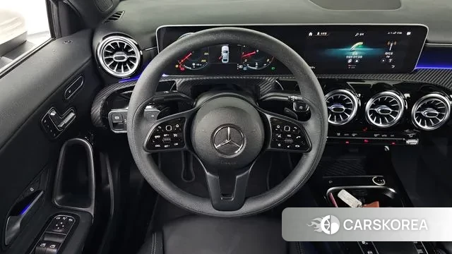 Mercedes-Benz A-Class W177 2020 Белый из Кореи, фото 4