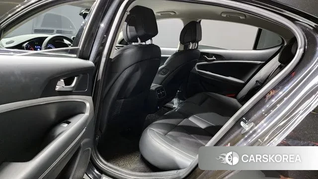 Genesis G70 2019 Черный из Кореи, фото 4