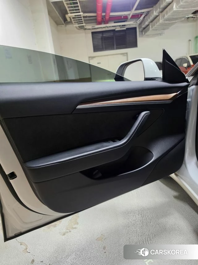 Tesla Model 3 2022 Белый из Кореи, фото 4