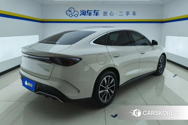 BYD Seal 06DM 2025 Белый из Китая, фото 4