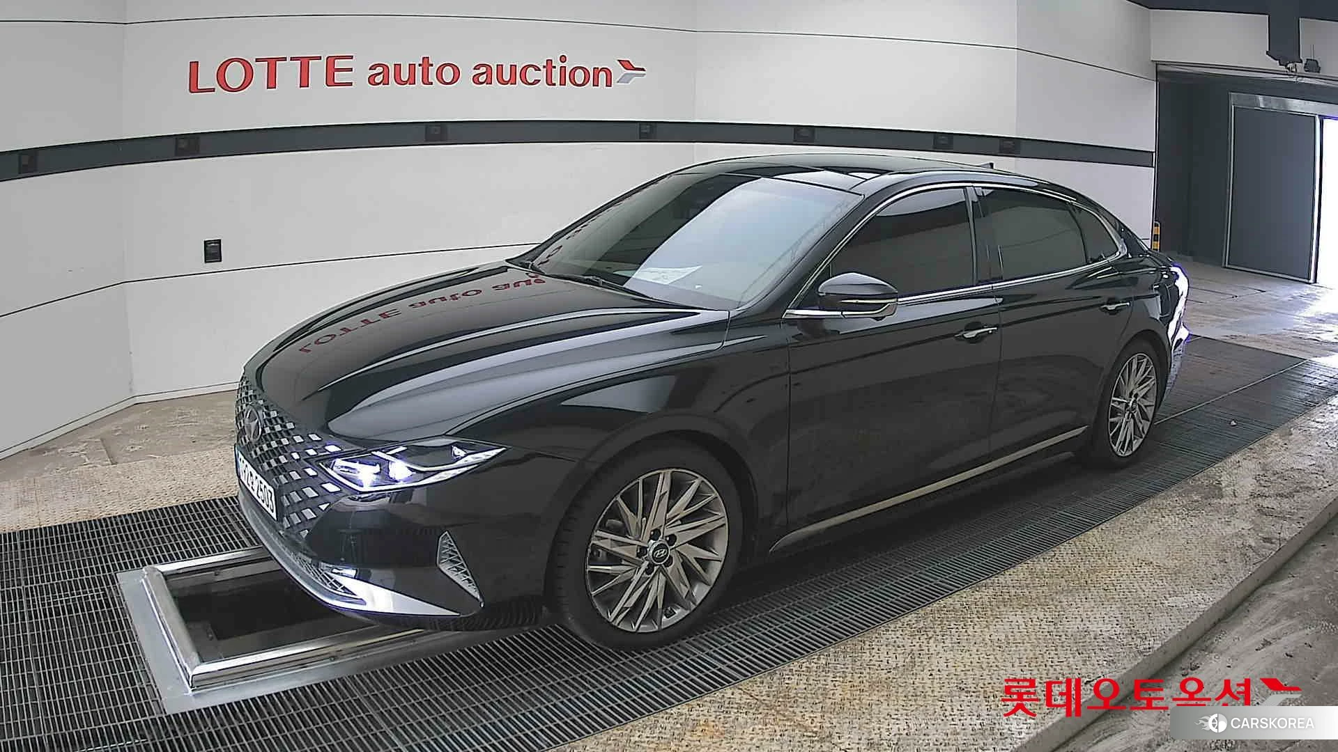 Hyundai Grandeur 2022 Midnight Black Pearl из Кореи, фото 4