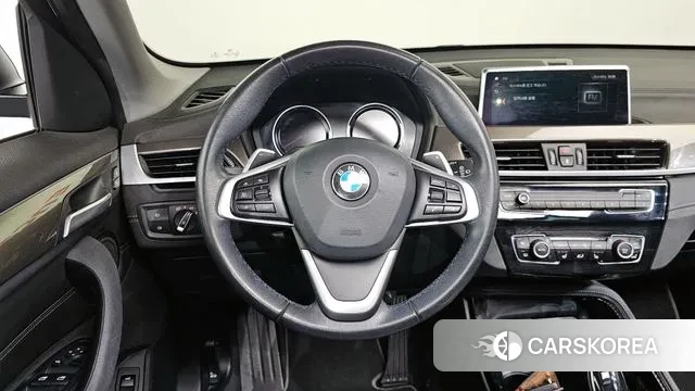 BMW X1 (F48) 2021 Черный из Кореи, фото 4