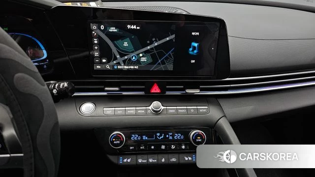 Hyundai The New Avante (CN7) 2023 Белый из Кореи, фото 4