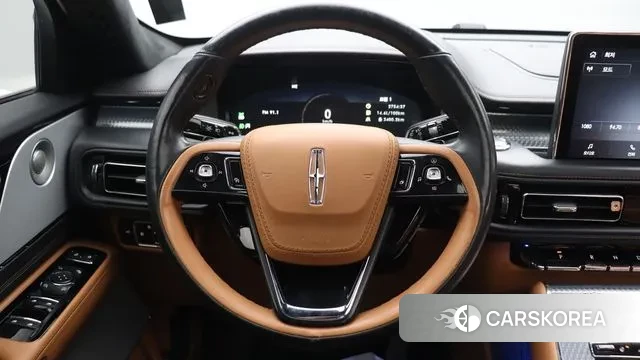 Lincoln Aviator 2nd generation 2022 Белый из Кореи, фото 4