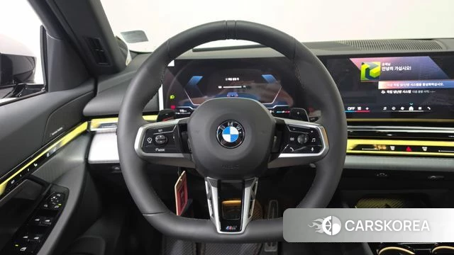 BMW 5 Series (G60) 2025 Черный из Кореи, фото 4