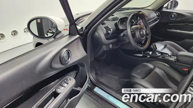 Mini Cooper Clubman 2021 Черный из Кореи, фото 4