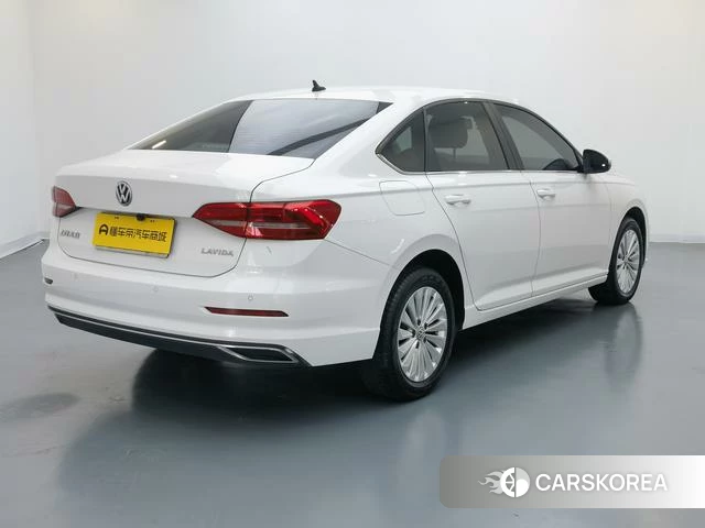 Volkswagen Lavida 2020 Белый из Китая, фото 4