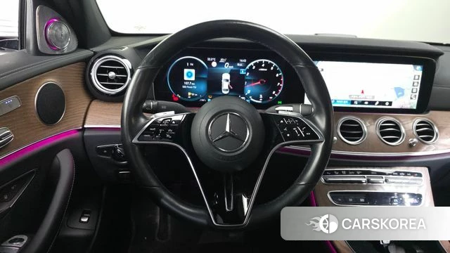 Mercedes-Benz E-Class W213 2021 Белый из Кореи, фото 4
