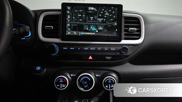 Hyundai Venue 2023 Белый из Кореи, фото 4