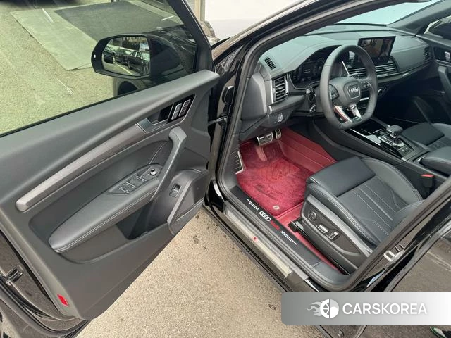 Audi Q5L 2025 Черный из Китая, фото 4