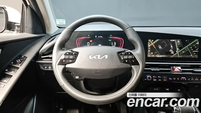 Kia Di Ol Nu Niro 2022 Белый из Кореи, фото 4