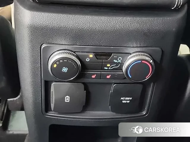 Ford Explorer 6th Generation 2020 Белый из Кореи, фото 4