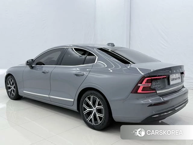 Volvo S60 2023 Другой из Китая, фото 4
