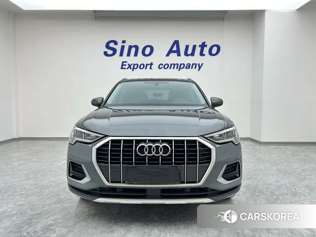 Audi Q3 2022 Темно-серый из Китая, фото 4