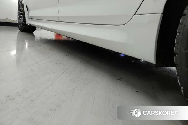 BMW 5 series PHEV id 3869940 из Китая 4