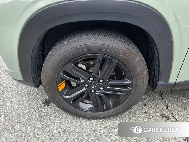 Chevrolet (GM Daewoo) Trax Crossover 2025 Цвет галактики из Кореи, фото 4
