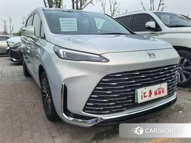 Buick GL8 PHEV 2025 Серебристо-серый из Китая, фото 4