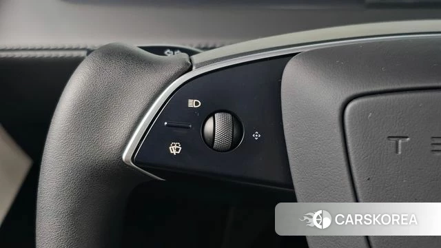 Tesla Model Y 2025 Серый из Кореи, фото 4