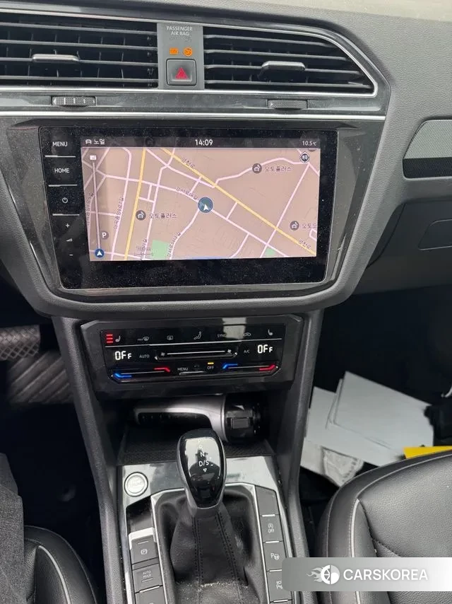 Volkswagen Tiguan second Generation 2023 Белый из Кореи, фото 4