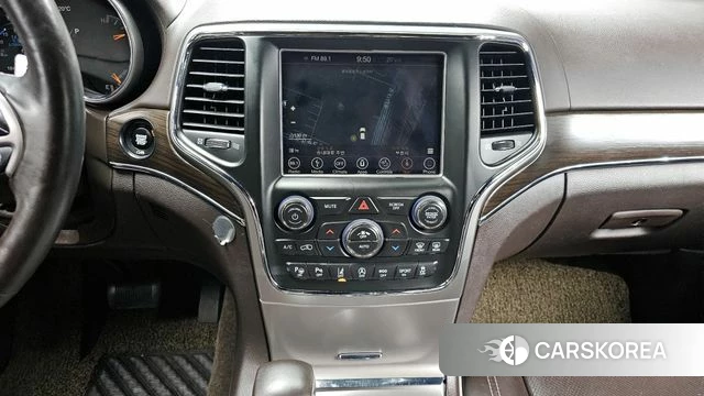 Jeep Grand Cherokee 2018 Черный из Кореи, фото 4