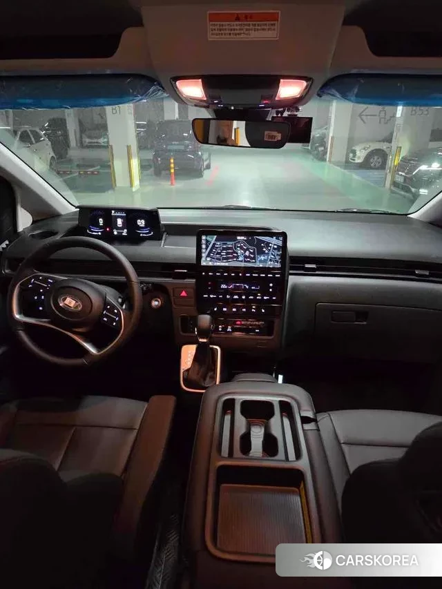 Hyundai Staria 2025 Желтый из Кореи, фото 4