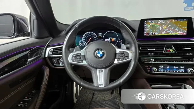 BMW 5 Series (G30) 2019 Черный из Кореи, фото 4