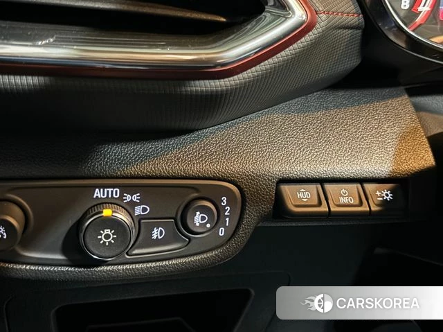 Chevrolet (GM Daewoo) Trailblazer 2021 Синий из Кореи, фото 4
