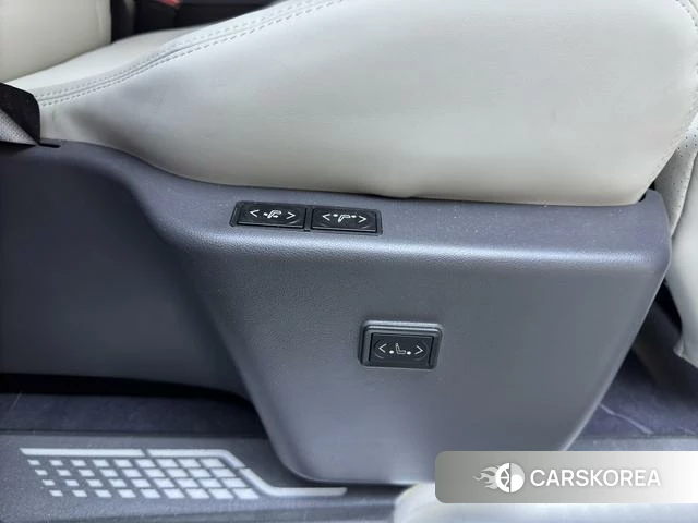 Toyota Saina 2024 Белый из Китая, фото 4