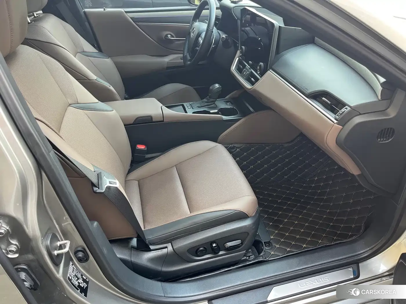 Lexus ES 2025 Champagne/brown из Китая, фото 4