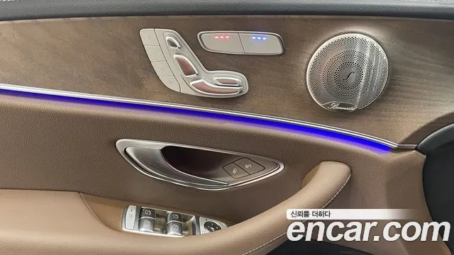 Mercedes-Benz E-Class W213 2023 Белый из Кореи, фото 4