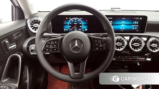 Mercedes-Benz A-Class W177 2020 Белый из Кореи, фото 4
