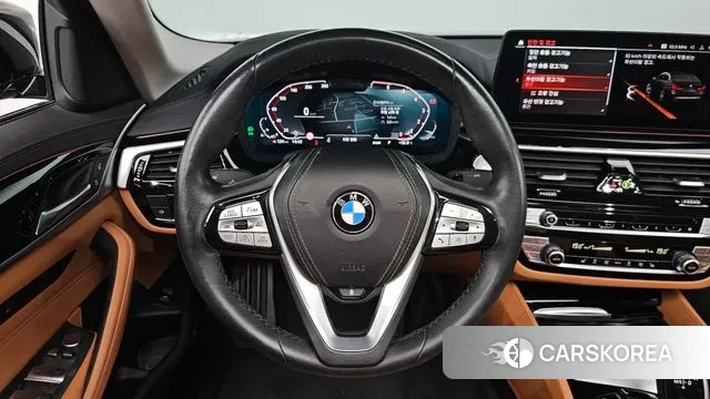 BMW 5 Series (G30) 2022 Черный из Кореи, фото 4