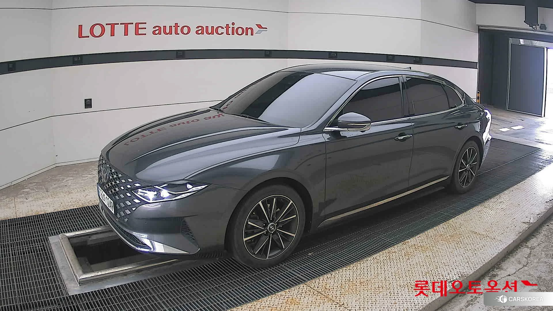 Hyundai Grandeur 2023 Nocturne Grey Metallic из Кореи, фото 4