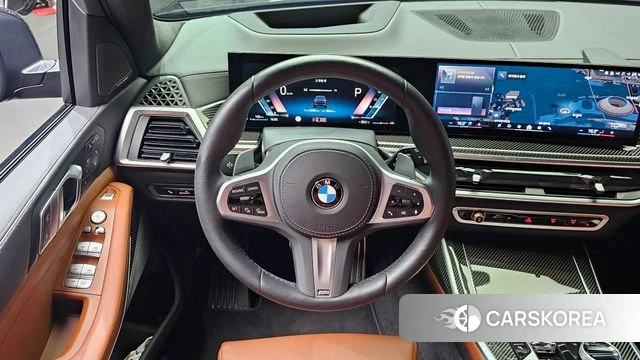 BMW X7 (G07) 2024 Черный из Кореи, фото 4