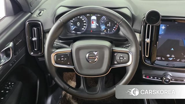 Volvo XC40 2020 Серебристо-серый из Кореи, фото 4