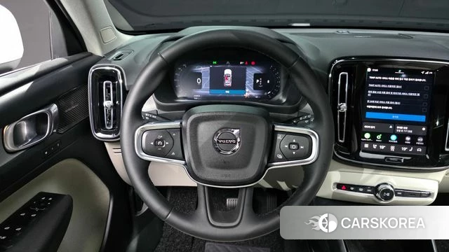 Volvo XC40 2025 Белый из Кореи, фото 4