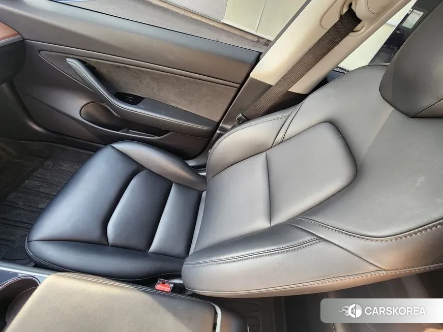 Tesla Model 3 2019 из Кореи, фото 4