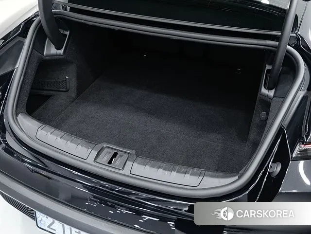 Porsche Taycan 2023 Черный из Кореи, фото 4