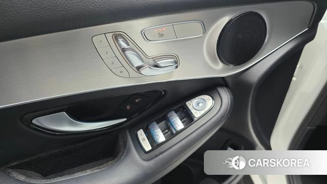 Mercedes-Benz GLC-Class X253 2018 Белый из Кореи, фото 4
