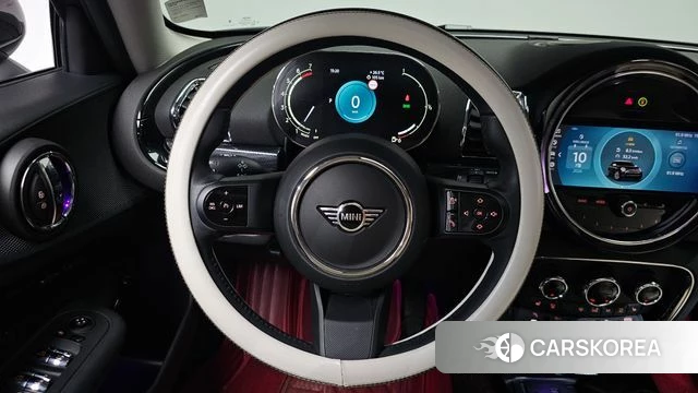 Mini Cooper Clubman 2024 Черный из Кореи, фото 4