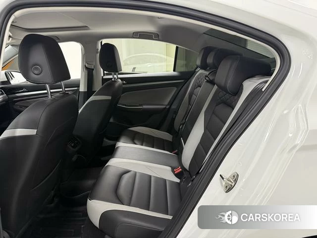 Volkswagen Bora 2022 Белый из Китая, фото 4