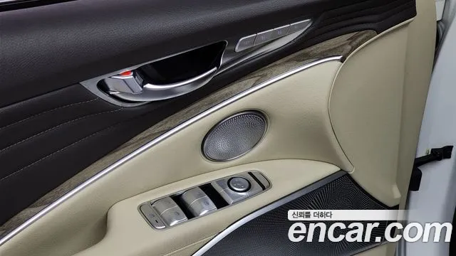 Kia The New K9 2nd generation 2022 Белый из Кореи, фото 4