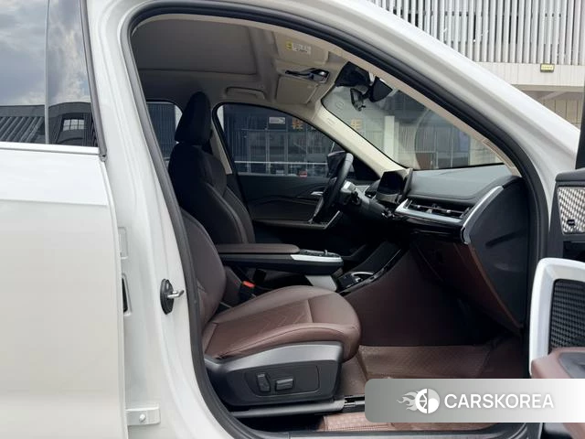 BMW X1 2024 Белый из Китая, фото 4