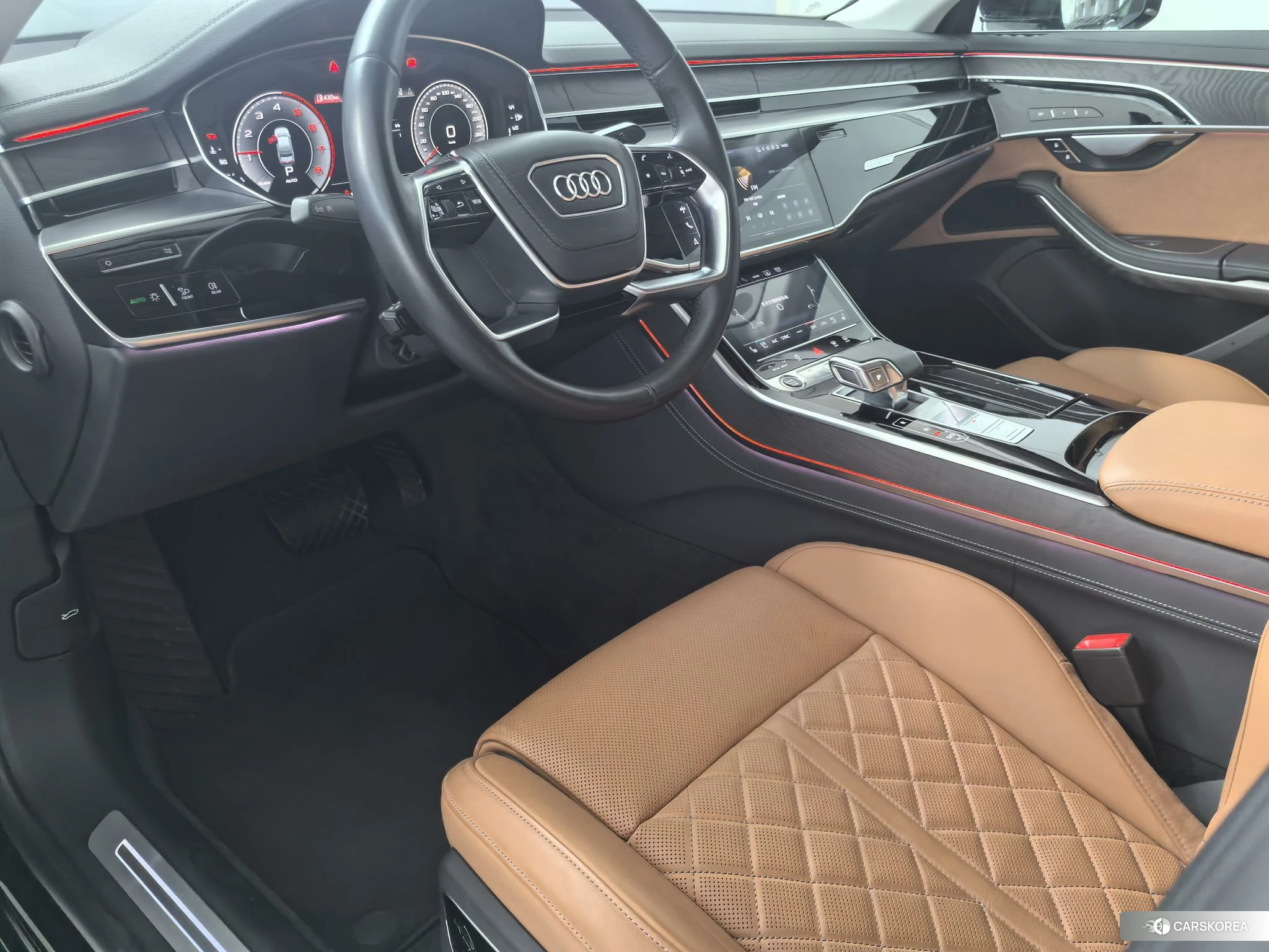 Audi A8 2023 Черный из Китая, фото 4